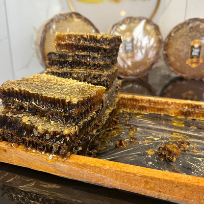 Tanbal Petekli Bal Siyah Renk 1.3kg yoğun polenli