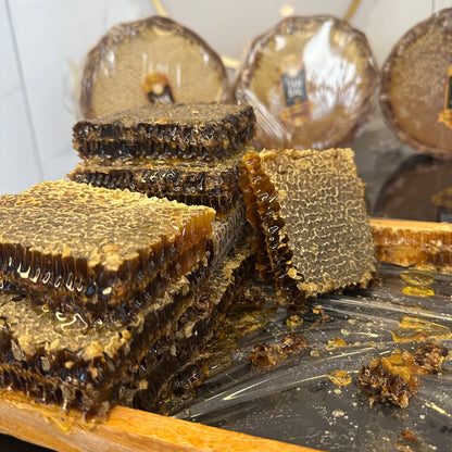 Organik Petekli Bal Siyah Renk 3000 Gr