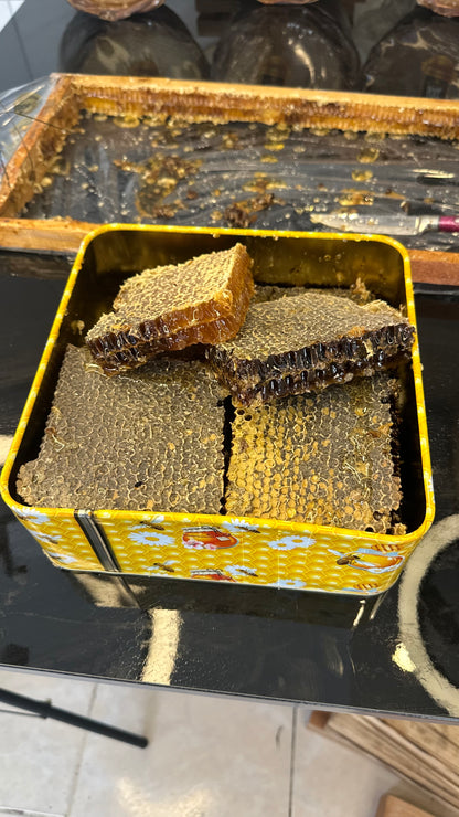 Tanbal Petekli Bal Siyah Renk 1.3kg yoğun polenli