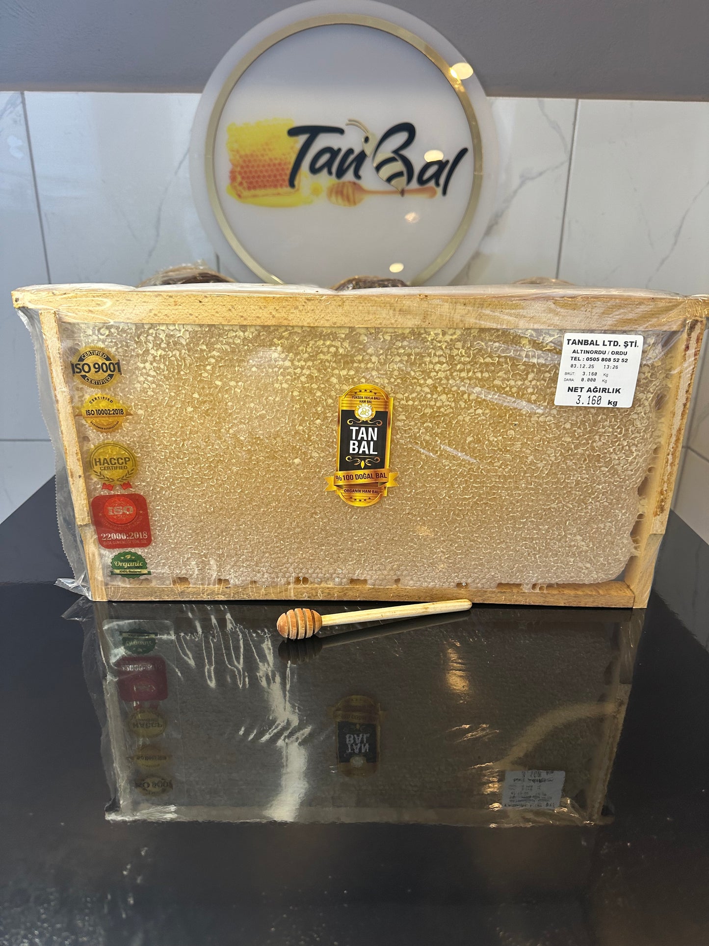 Organik Yayla Çiçek Balı 2800gr Sarı renk çerçeve bal