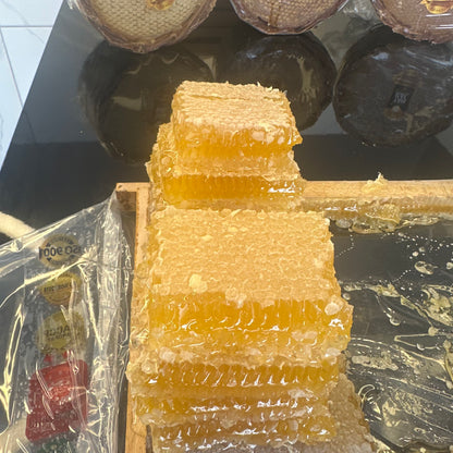 Organik Yayla Çiçek Balı 2800gr Sarı renk çerçeve bal