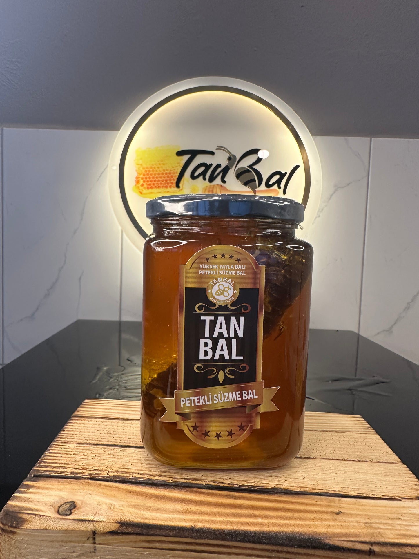 Organik Petekli Süzme Bal Net 1000 Gr