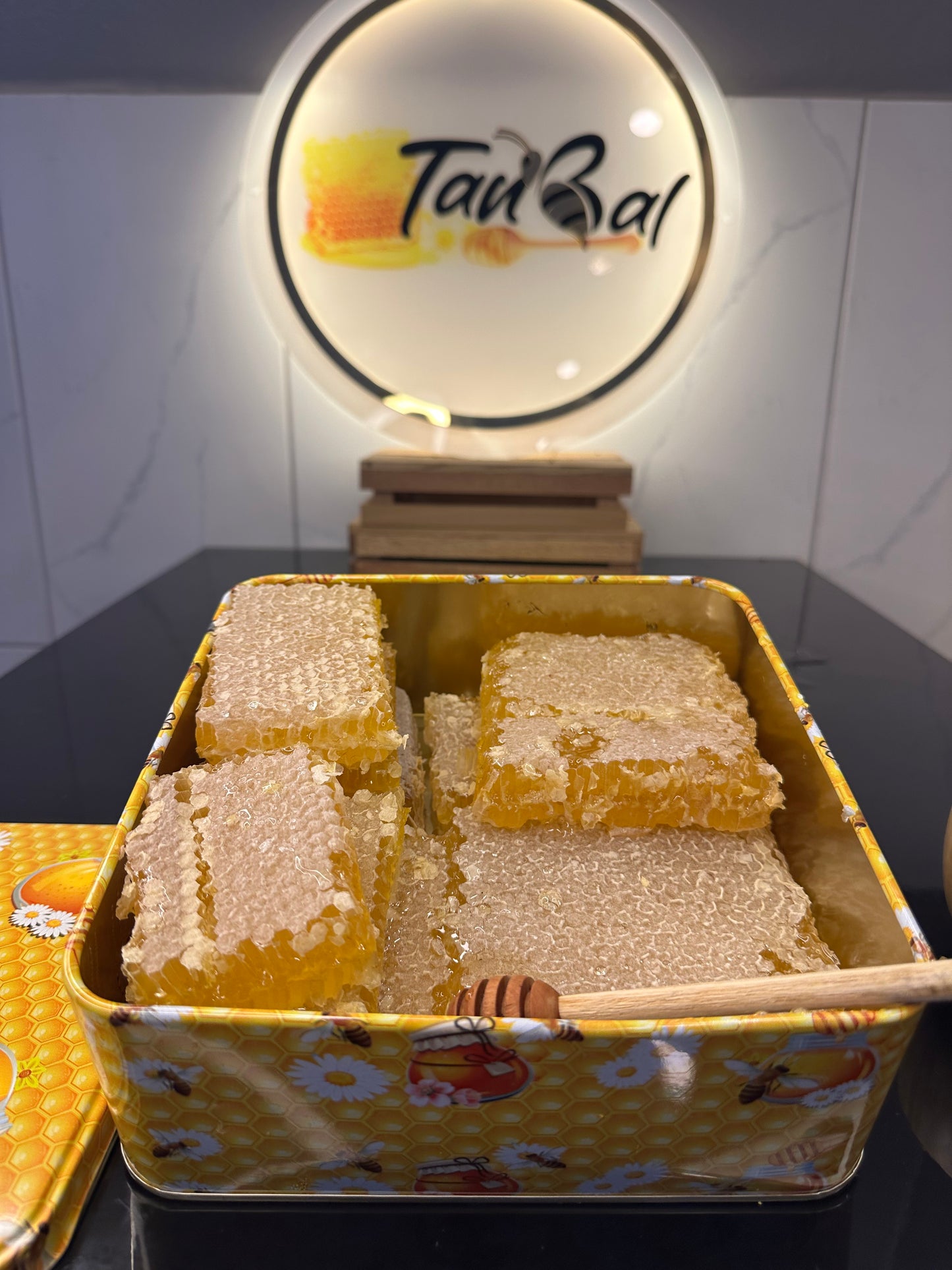 Tanbal Petekli Bal Sarı Renk 1.3kg gurme lezzet