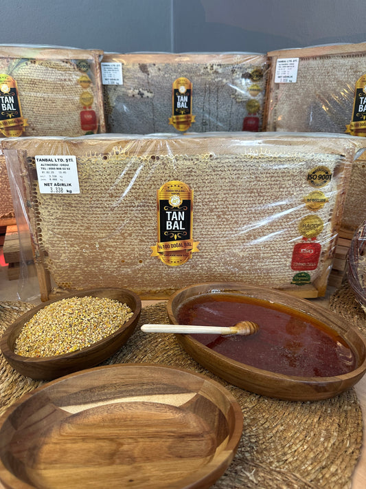Organik Yayla Çiçek Balı 2800 Gr Sarı renk çerçeve bal