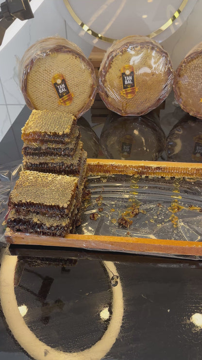 Tanbal Petekli Bal Siyah Renk 1.3kg yoğun polenli